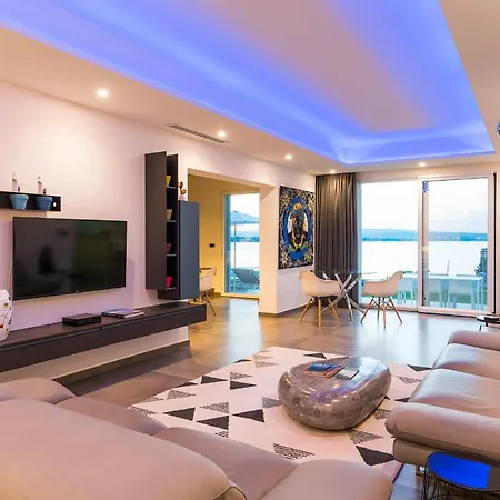 Artemare * Сиракузы